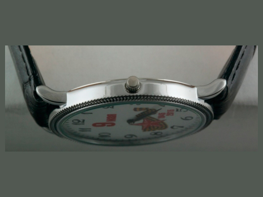 El reloj de la Gloria con un dial de plata un águila bicéfala