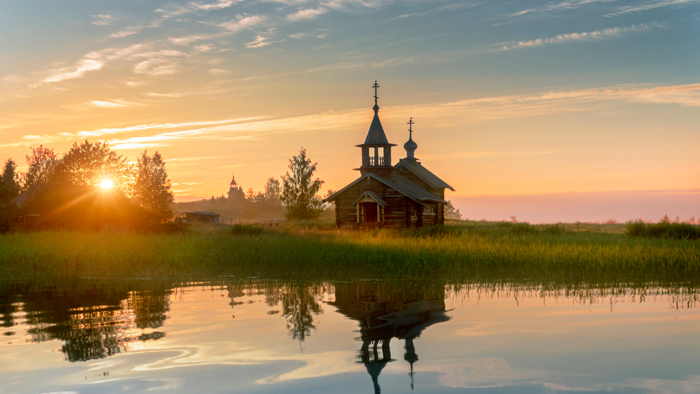 Russland Karelien Kirche Sonne